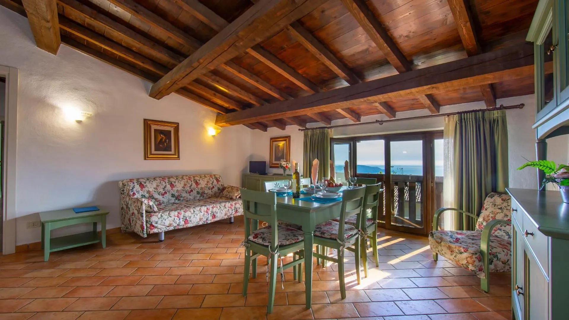 Liano Apartments Gargnano