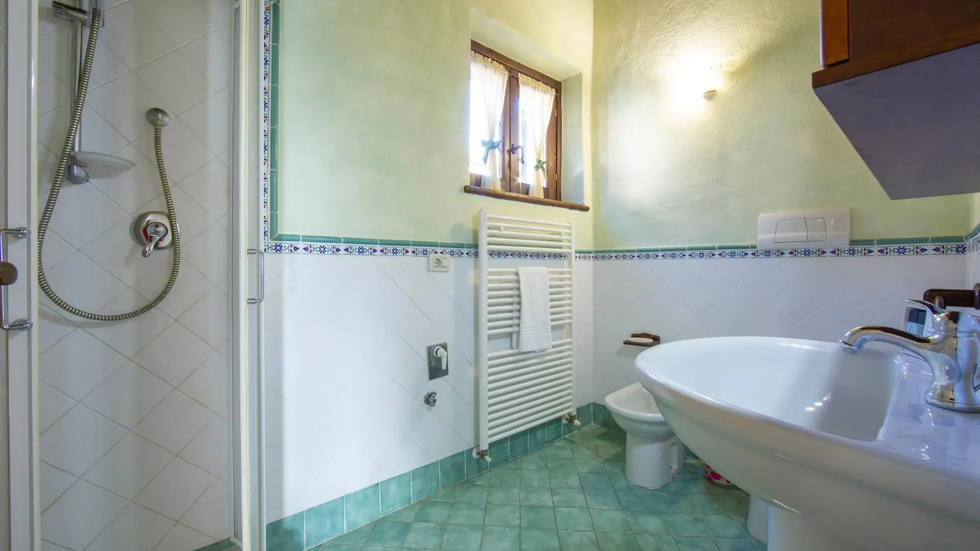 Liano Apartments Gargnano