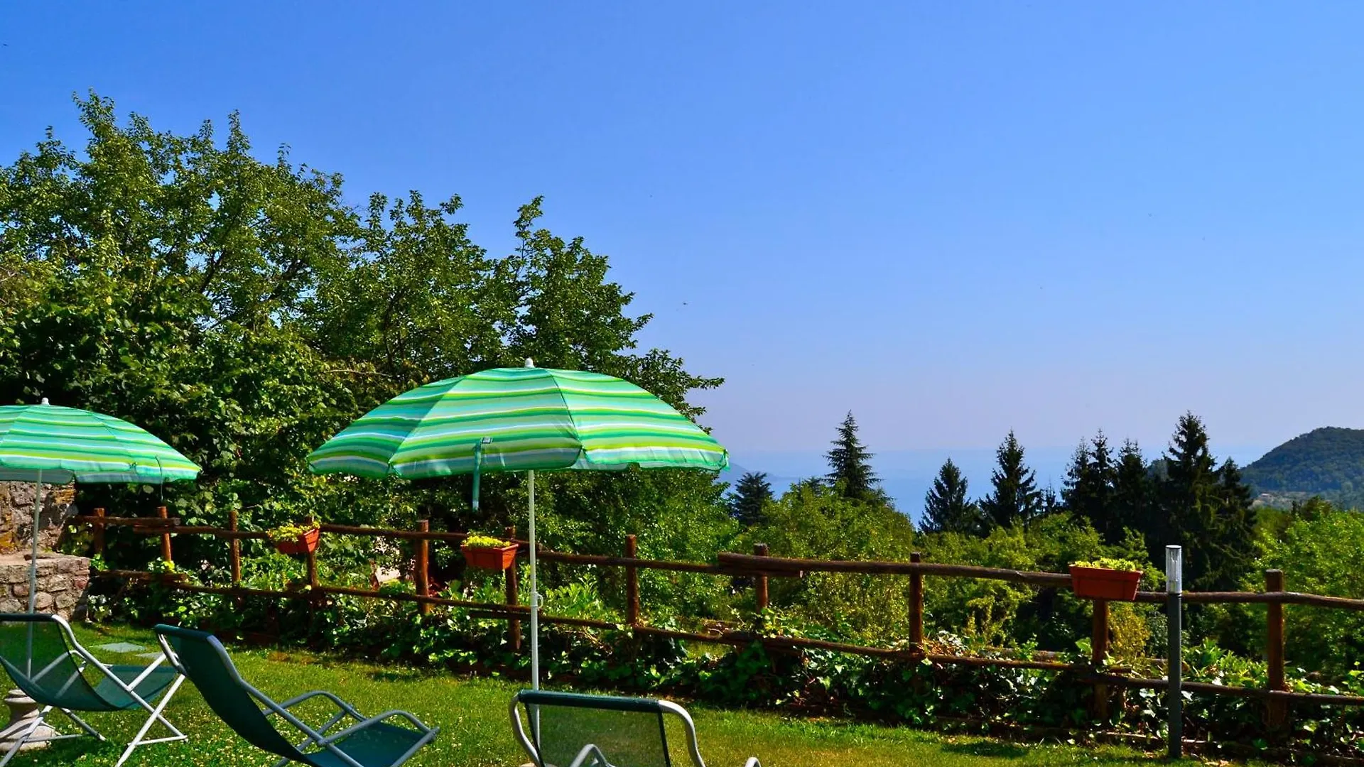 Liano Apartments Gargnano Italia
