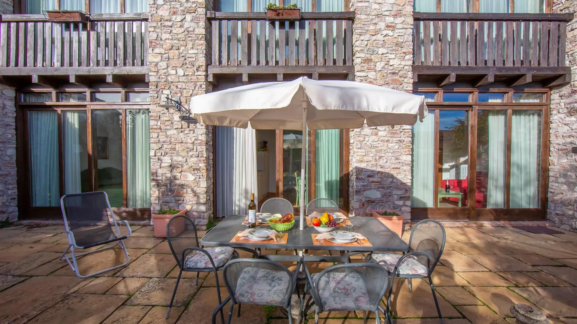Liano Apartments Gargnano