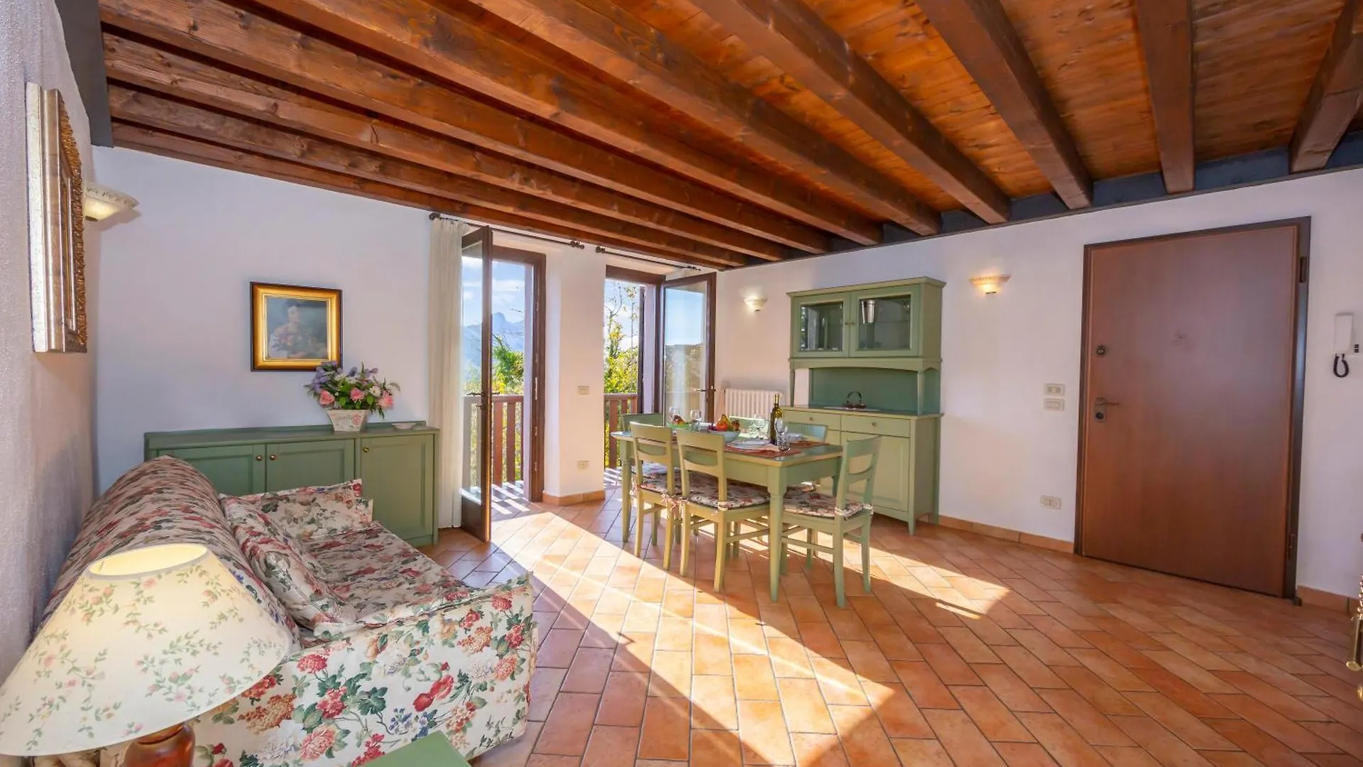 Liano Apartments Gargnano 0*,  Italia