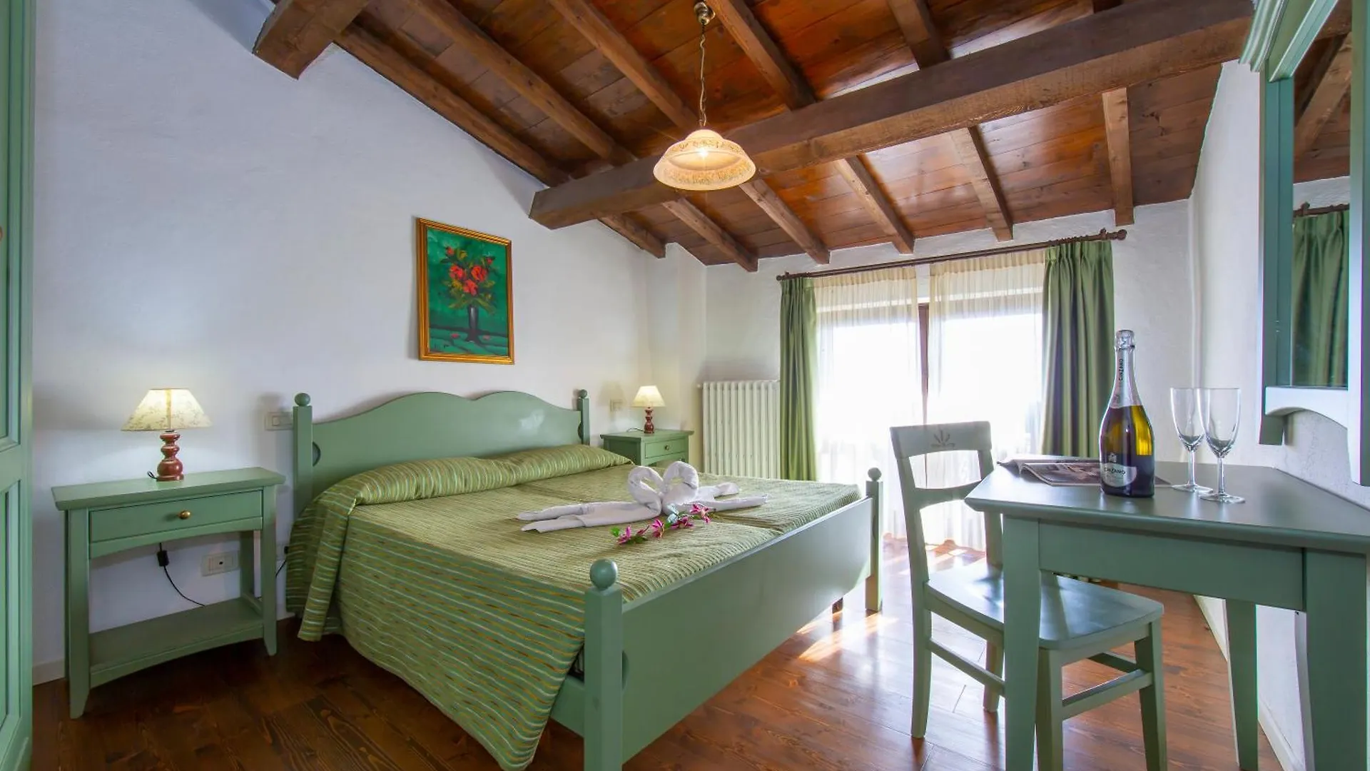 Liano Apartments Gargnano