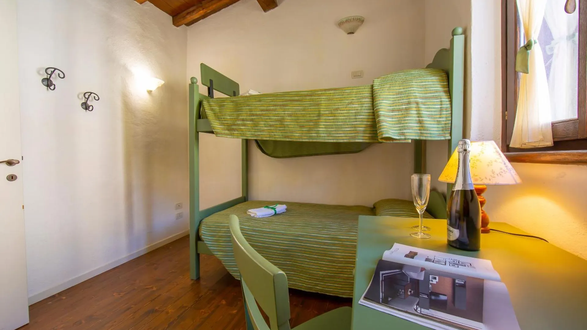 Liano Apartments Gargnano